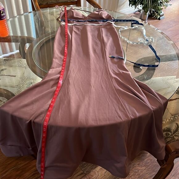 Windsor Dress Gown Purple Mauve Size Medium Spaghetti Strap Tie Backless Maxi - Picture 15 of 16